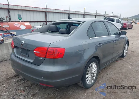 2013 Volkswagen Jetta 2.0L Tdi из США, поврежденный, VIN 3VWLL7AJ7DM354277